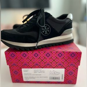 Tory Burch sawtooth logo sneakers in black/gray/white size US6